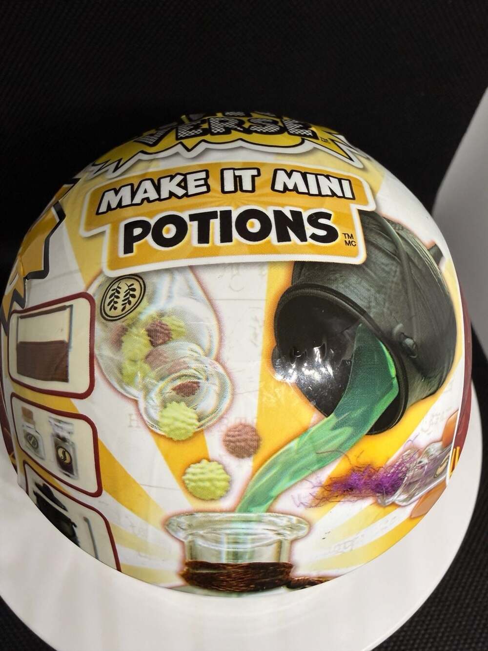 MGA's Miniverse Make It Mini Potions Harry Potter Mystery Ball